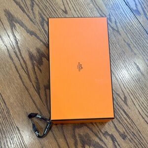 Hermès Signature Orange Box with Black Accents